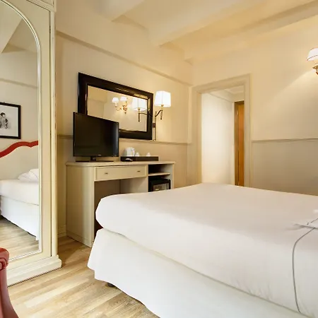 Grand Cavour Hotel 4*