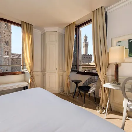 Grand Cavour Hotel 4*