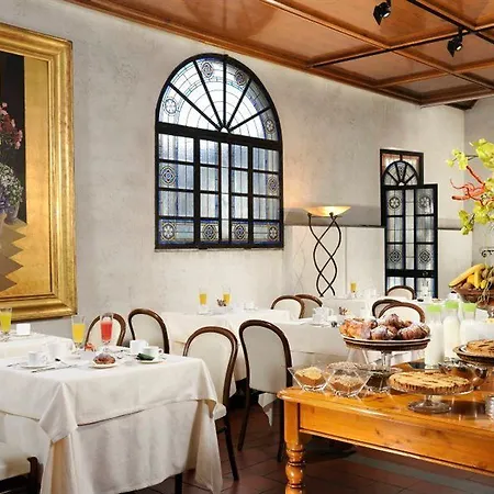 Grand Cavour 4*