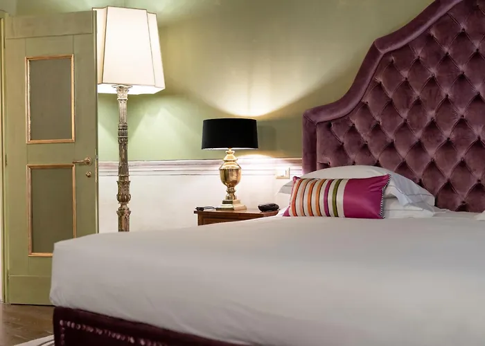 Grand Cavour 4* Florence