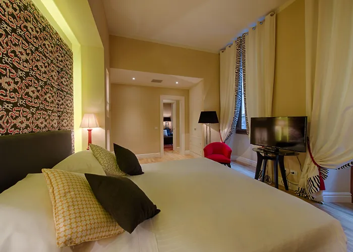 Grand Cavour 4* Florence