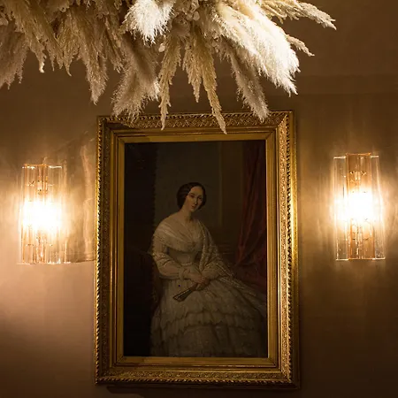Szálloda Grand Cavour