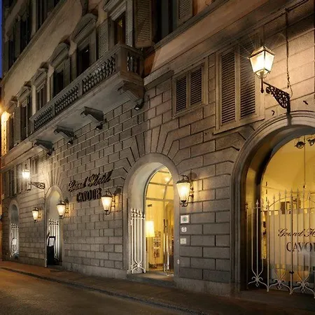 Отель Grand Cavour